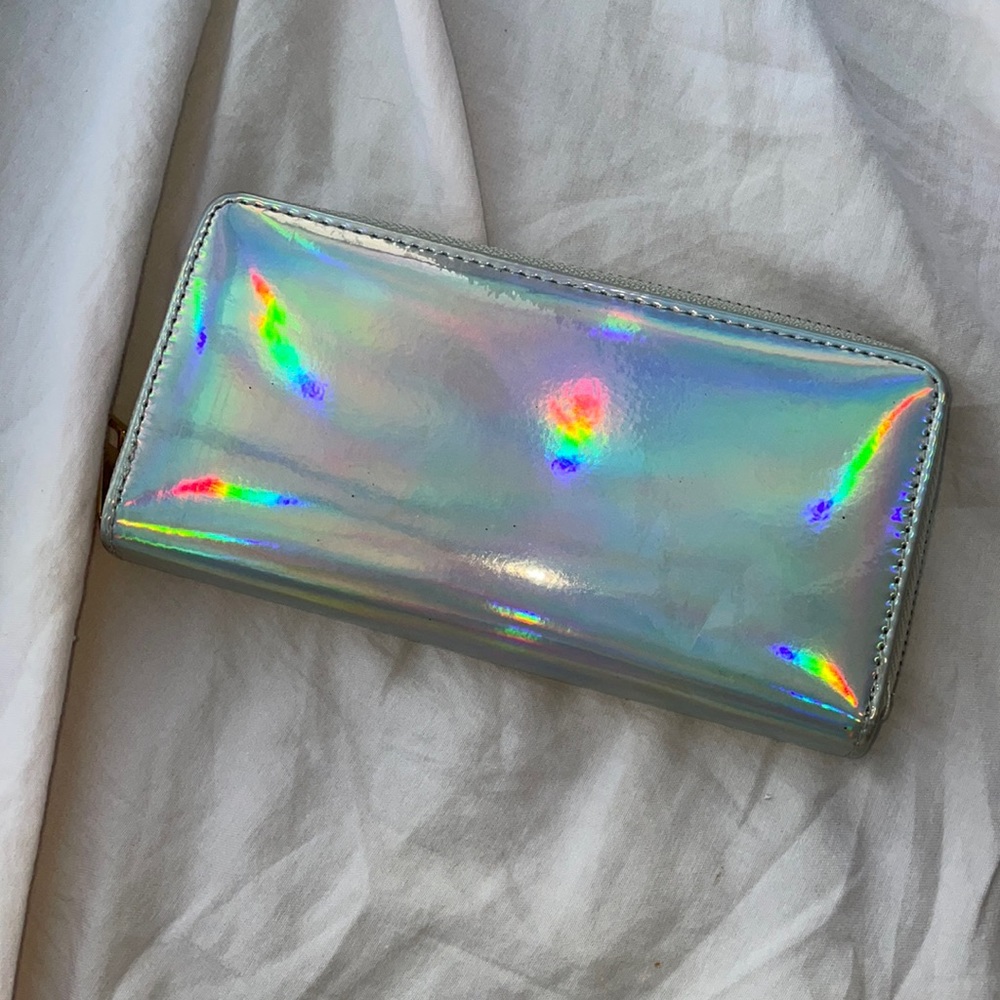 Hologram wallet